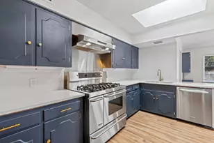 10510 Gooding Dr, Dallas, TX 75229 - Photo 3