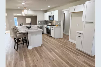 1620 Valleycrest Lane, Carrollton, TX 75006 - Photo 7