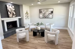 1620 Valleycrest Ln, Carrollton, TX 75006 - Photo 3