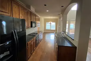 10045 Bluewater Terrace, Irving, TX 75063 - Photo 5