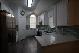 3201 Lanarc Dr, Plano, TX 75023 - Photo 9