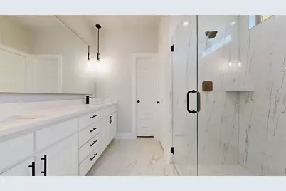 801 Birch Street, Grand Prairie, TX 75050 - Photo 15