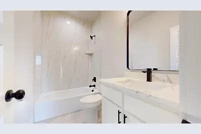 801 Birch Street, Grand Prairie, TX 75050 - Photo 17