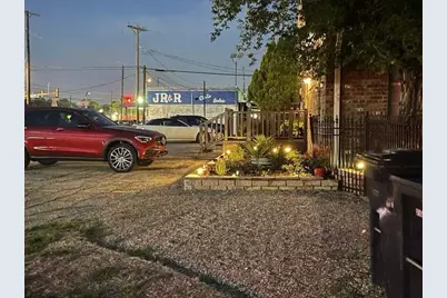 2340 N Chandler Drive E, Fort Worth, TX 76111 - Photo 5