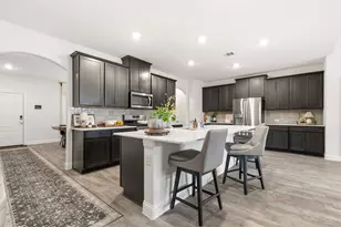 10408 Table Bluff St, Aubrey, TX 76227 - Photo 11