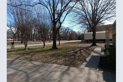 519 Jolly Drive, Gun Barrel City, TX 75156 - Photo 11