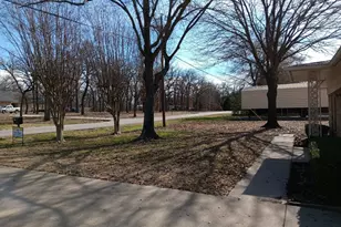 519 Jolly Dr, Gun Barrel City, TX 75156 - Photo 11