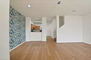 2716 Denali Park Dr, Grand Prairie, TX 75050 - Photo 3