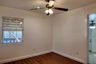 2212 Barlow Ave, Dallas, TX 75224 - Photo 21