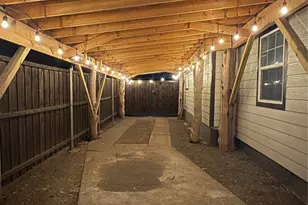 2212 Barlow Ave, Dallas, TX 75224 - Photo 31