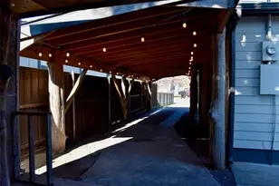 2212 Barlow Ave, Dallas, TX 75224 - Photo 5