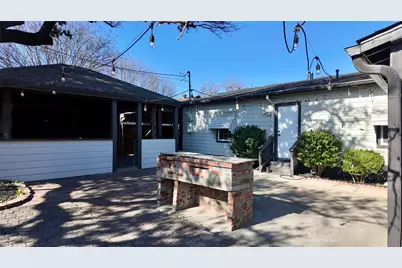 2212 Barlow Avenue, Dallas, TX 75224 - Photo 3
