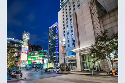 2430 Victory Park Lane #2301, Dallas, TX 75219 - Photo 15