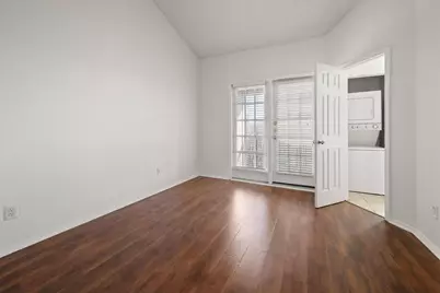 4800 W Lovers Lane #518, Dallas, TX 75209 - Photo 13