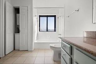 4800 W Lovers Ln, Dallas, TX 75209 - Photo 17