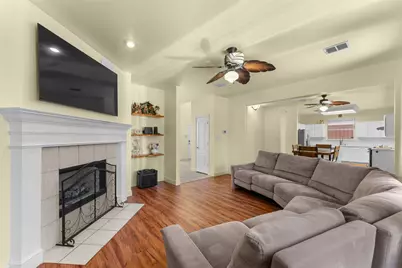 217 Buffalo Creek Drive, DeSoto, TX 75115 - Photo 7