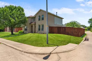 217 Buffalo Creek Dr, DeSoto, TX 75115 - Photo 3