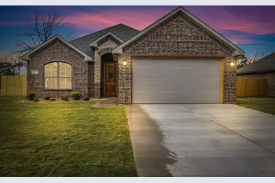 603 Madison Street, Cleburne, TX 76033 - Photo 7