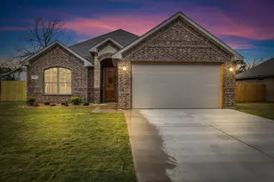 603 Madison St, Cleburne, TX 76033 - Photo 7