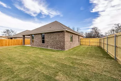 603 Madison Street, Cleburne, TX 76033 - Photo 9