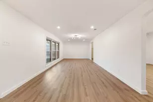 2317 Gibbs Williams Cir, Dallas, TX 75224 - Photo 5