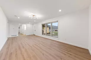 2317 Gibbs Williams Cir, Dallas, TX 75224 - Photo 7