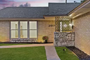 2317 Gibbs Williams Cir, Dallas, TX 75224 - Photo 3