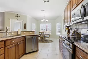 3207 Crossbridge Cir, Granbury, TX 76049 - Photo 13