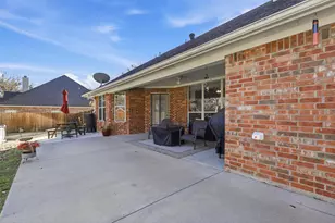 3207 Crossbridge Cir, Granbury, TX 76049 - Photo 25