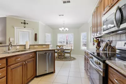 3207 Crossbridge Circle, Granbury, TX 76049 - Photo 13