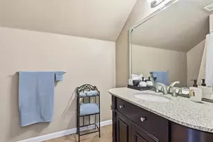 3207 Crossbridge Cir, Granbury, TX 76049 - Photo 23