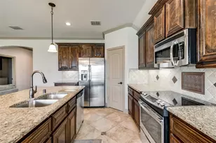 816 Meadow Lake Ln, Little Elm, TX 75068 - Photo 5