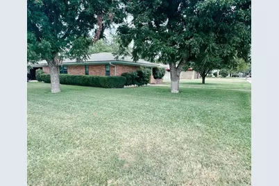 1 Alpine Court, Brownwood, TX 76801 - Photo 3