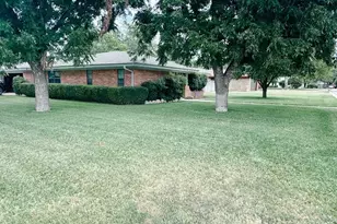 1 Alpine Ct, Brownwood, TX 76801 - Photo 3