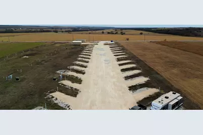 125 Hill County Road 4415, Grandview, TX 76050 - Photo 17