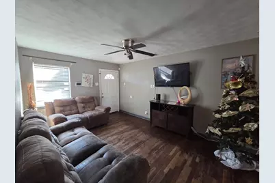 9223 Marvel Drive, Dallas, TX 75217 - Photo 3