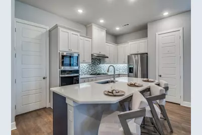 352 Moonvine Drive, Little Elm, TX 75068 - Photo 11