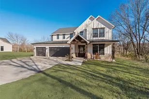 421 Ridgeview Rd, Sherman, TX 75092 - Photo 5