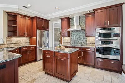 2718 Hidden Lake Drive, Grapevine, TX 76051 - Photo 13