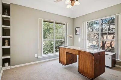 2718 Hidden Lake Drive, Grapevine, TX 76051 - Photo 17