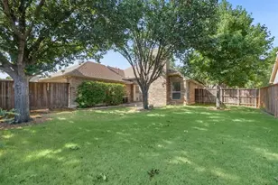 1821 Andress Dr, Carrollton, TX 75010 - Photo 7