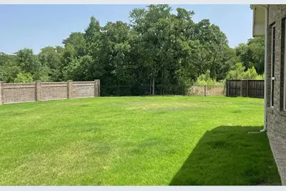 1012 Canyon Oak Drive, Euless, TX 76039 - Photo 11