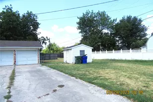 200 Texoma Dr, Whitesboro, TX 76273 - Photo 27