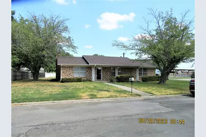 200 Texoma Drive, Whitesboro, TX 76273 - Photo 3