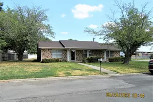 200 Texoma Dr, Whitesboro, TX 76273 - Photo 3