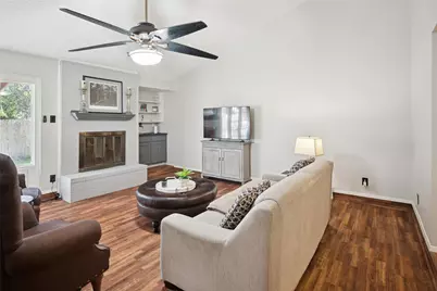 1600 Celeste Court, Arlington, TX 76012 - Photo 5