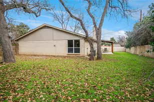 1600 Celeste Ct, Arlington, TX 76012 - Photo 23