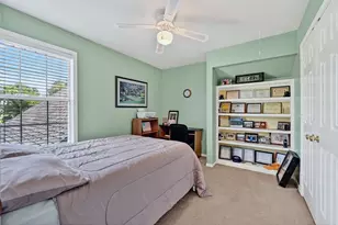 736 W Kiowa Dr, Lake Kiowa, TX 76240 - Photo 31