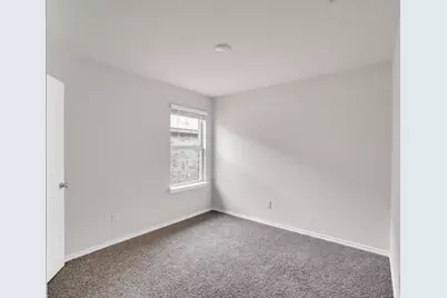 1207 Knoll Drive, Ennis, TX 75119 - Photo 9