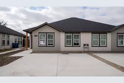 380 N Dallas Street, Palmer, TX 75152 - Photo 1